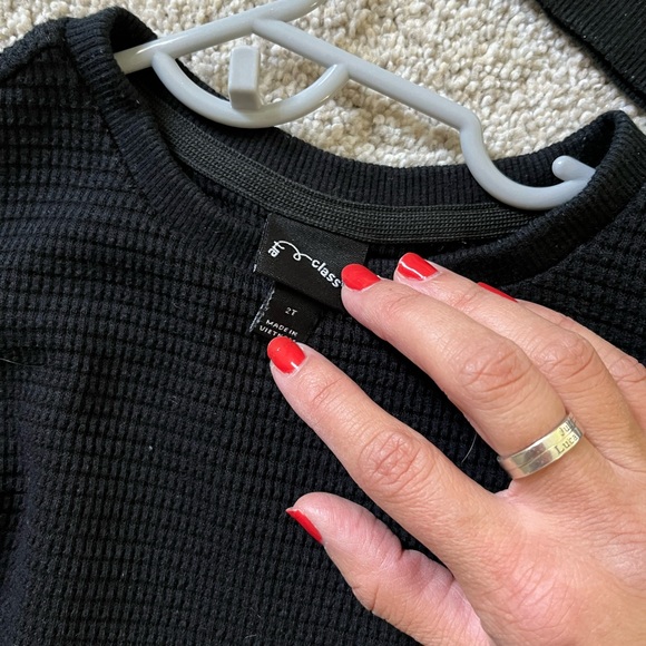 Black shirt bundle - Picture 3 of 6